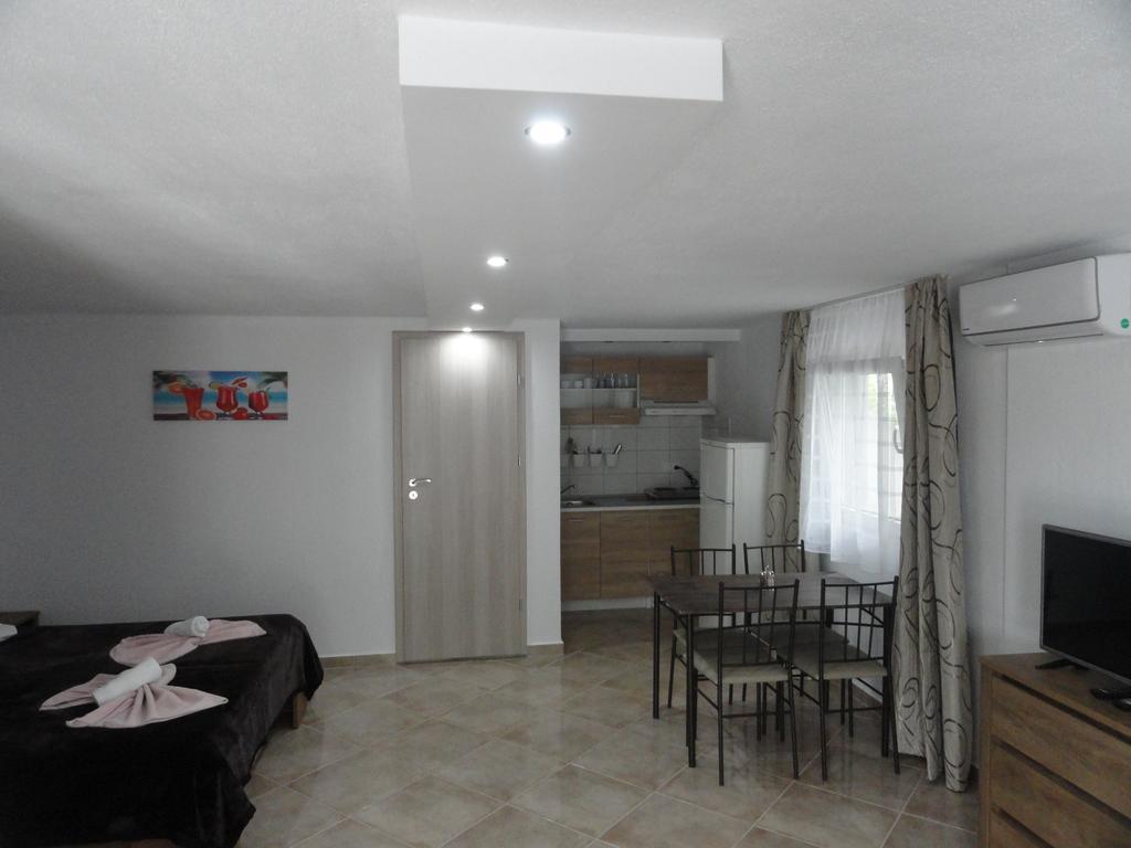 Ferienwohnung Delfini House Asprovalta Exterior foto